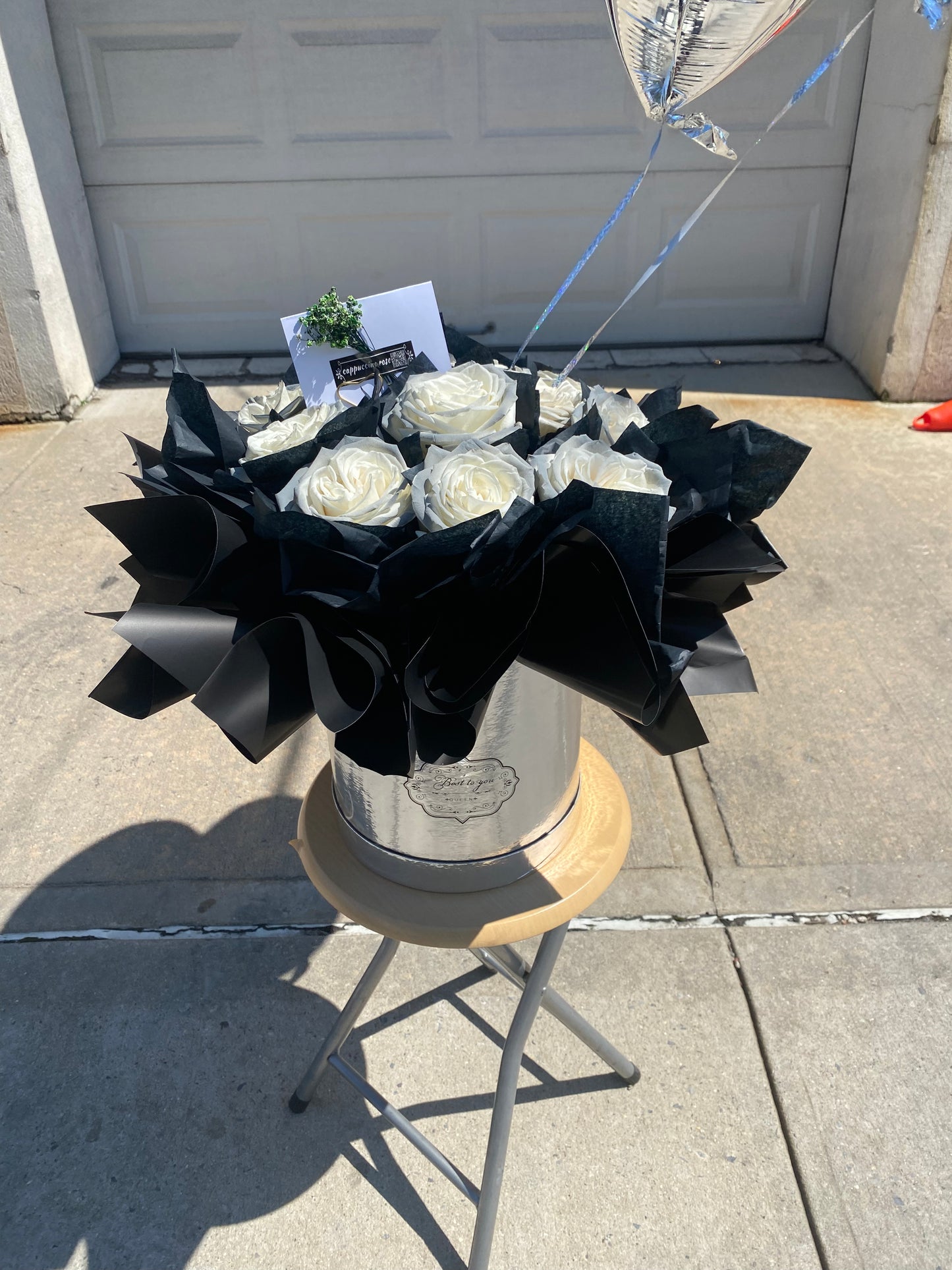 Grey rose box