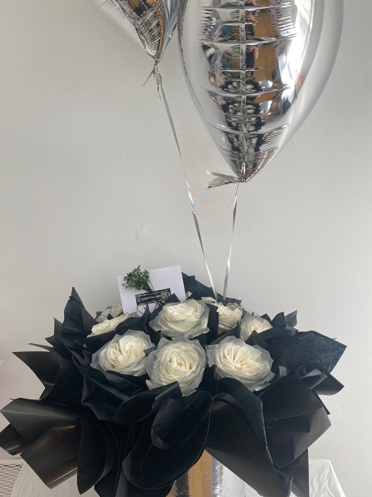 Grey rose box