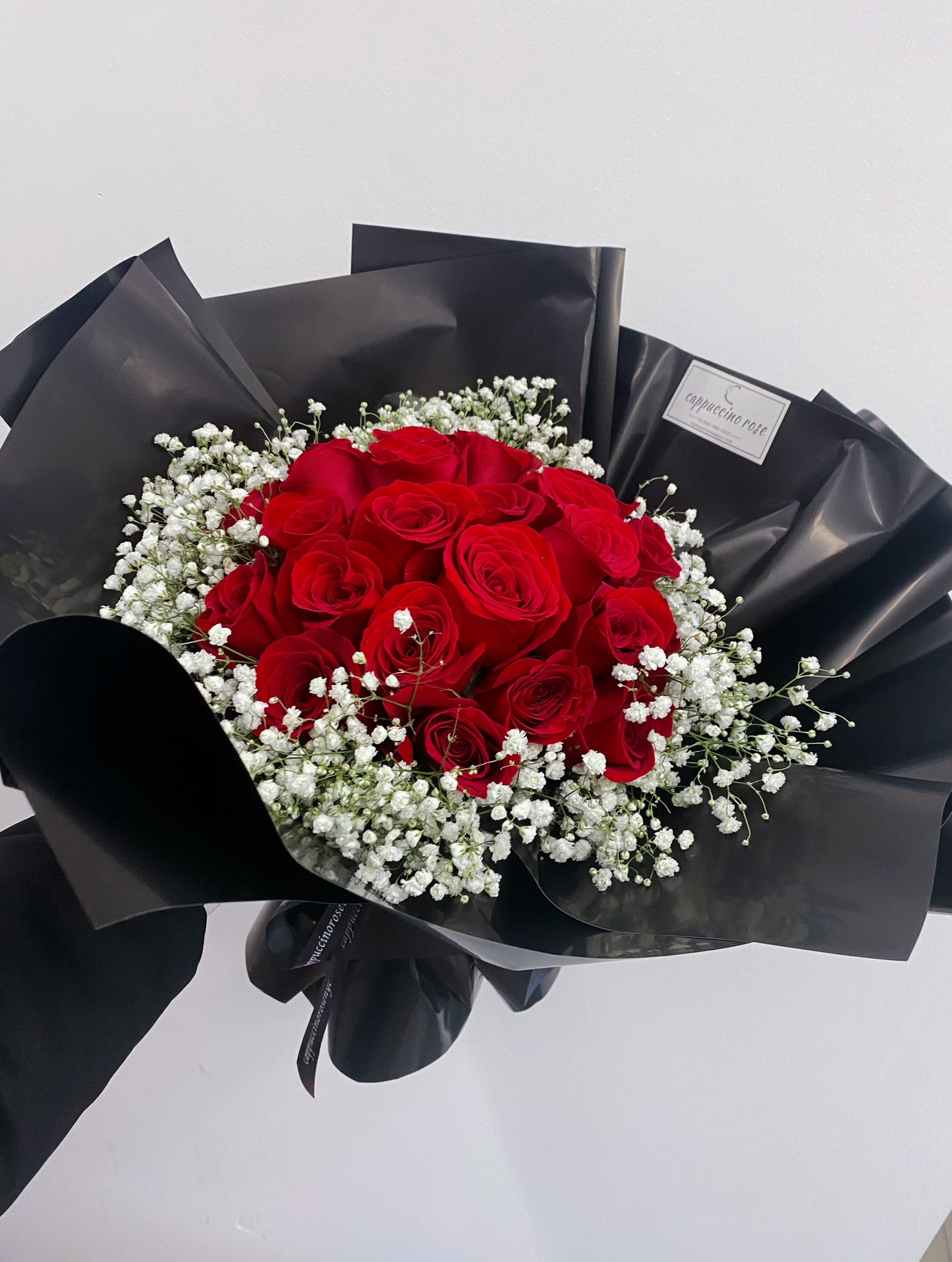 24 Red rose with baby's breath