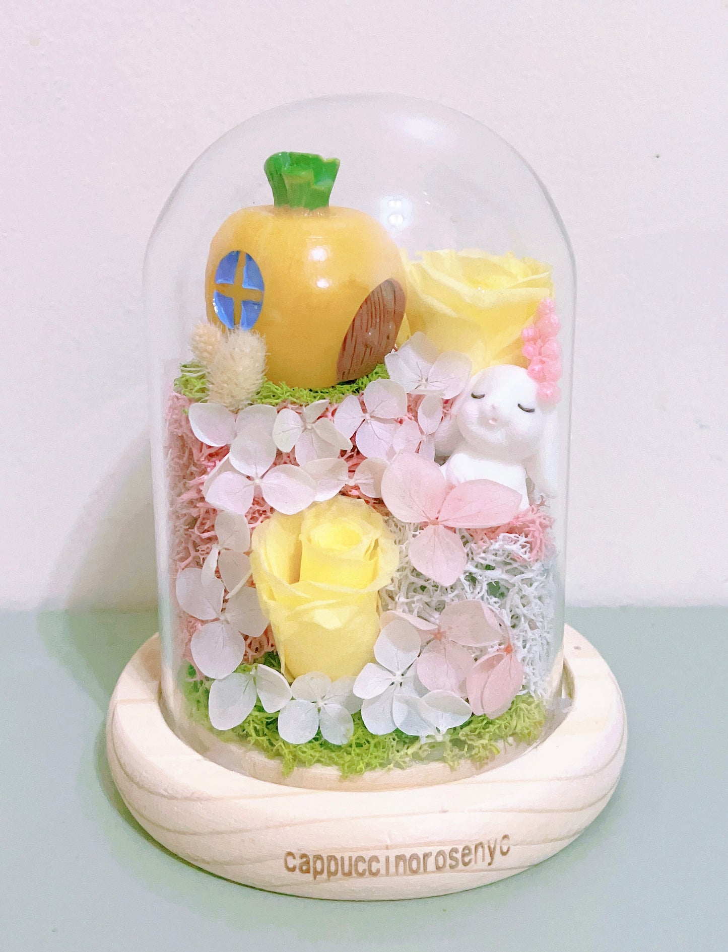 Preserved flower glass ball
