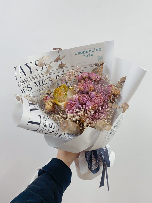 Dry flower bouquet