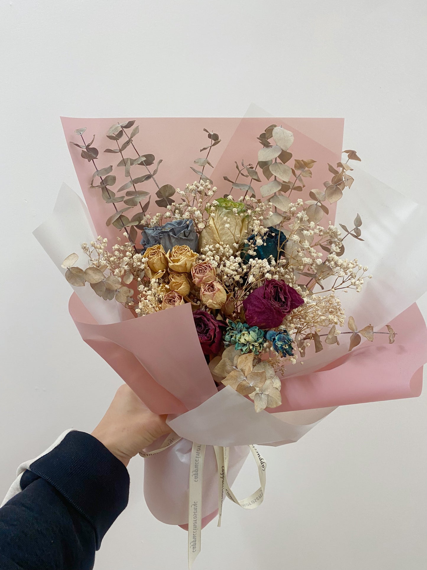 Dry flower bouquet